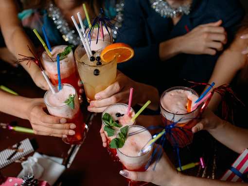 The 9 Best Theme Bars in Oklahoma!